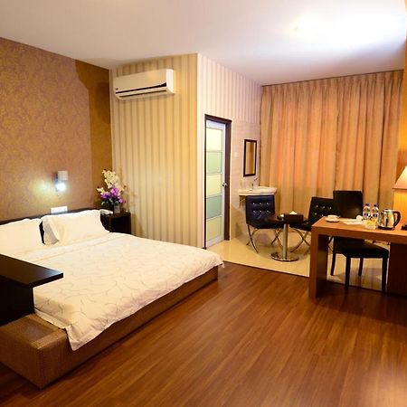 Hotel Tebrau Ct Johor Bahru Dış mekan fotoğraf