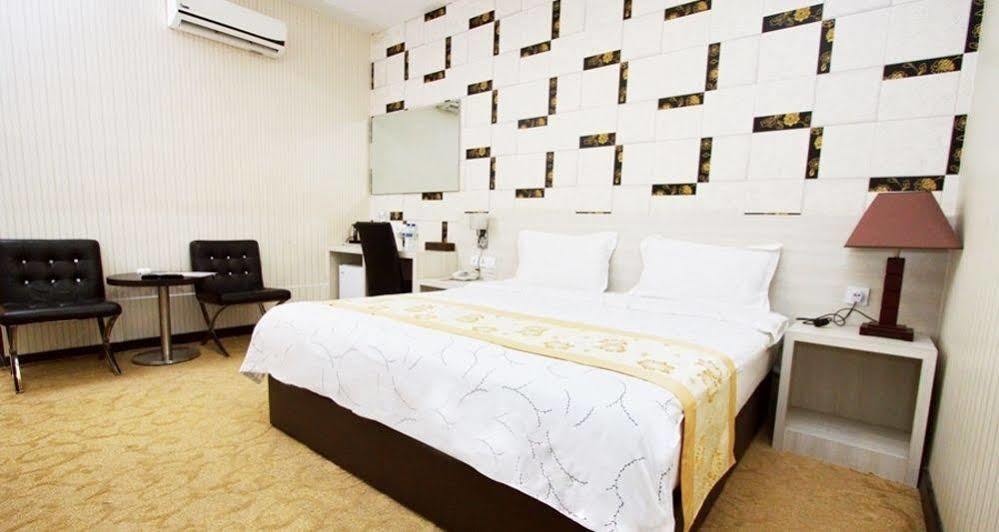 Hotel Tebrau Ct Johor Bahru Dış mekan fotoğraf